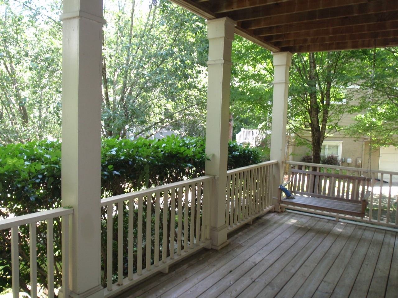 340 Lake Claire Ct - Photo 2 of 18