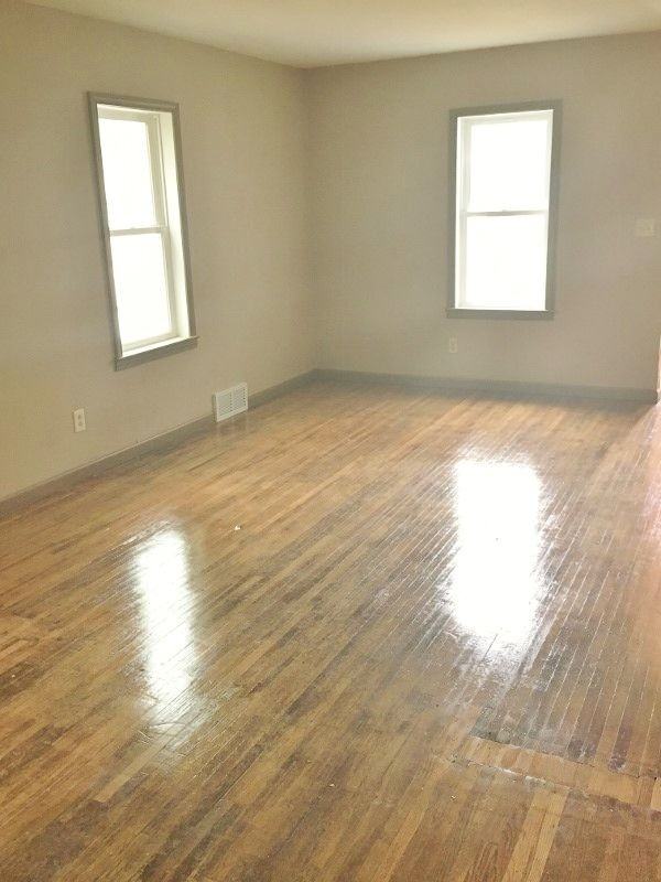 1228 N Minnesota Ave - Photo 2 of 9