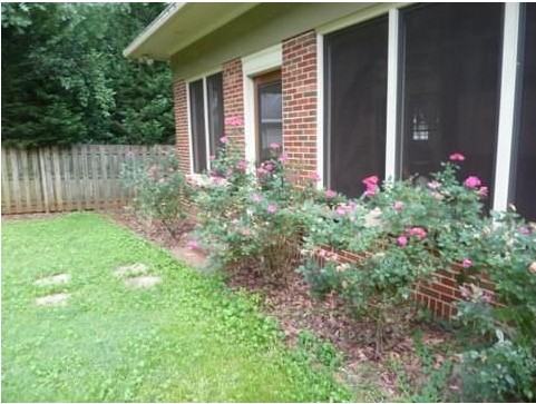 416 Adams St - Photo 2 of 33