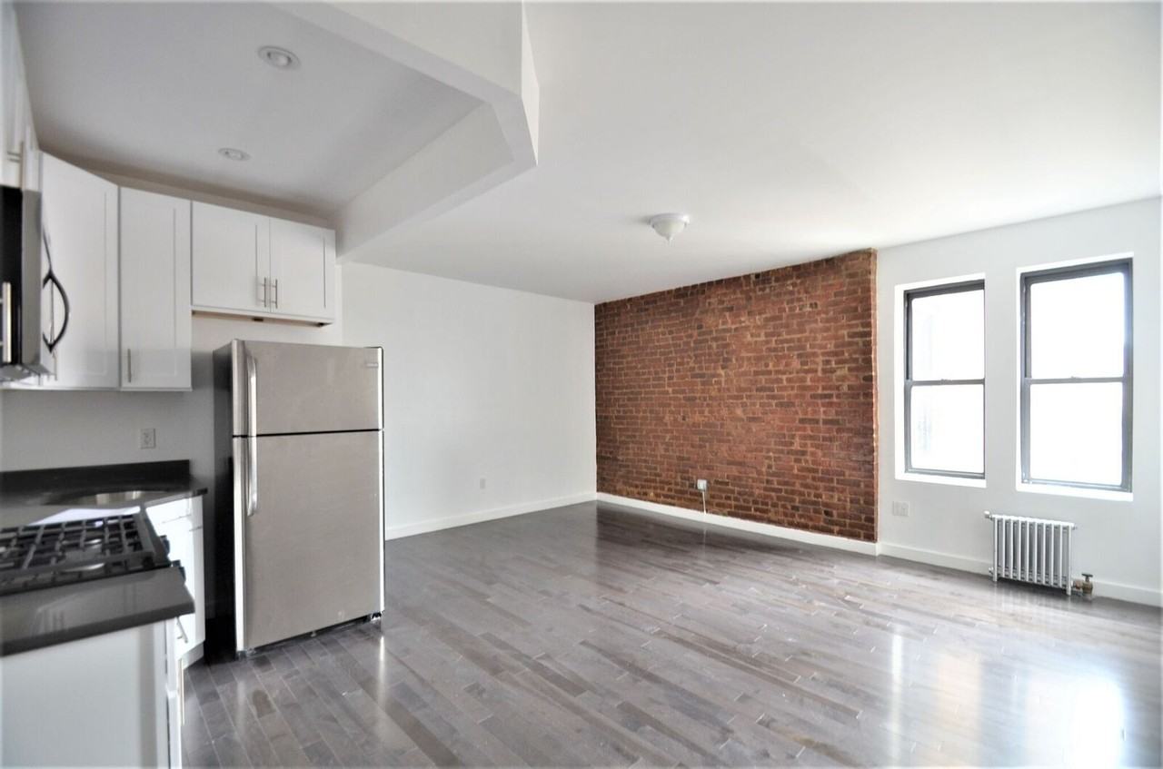 2120 Tiebout Avenue #D51