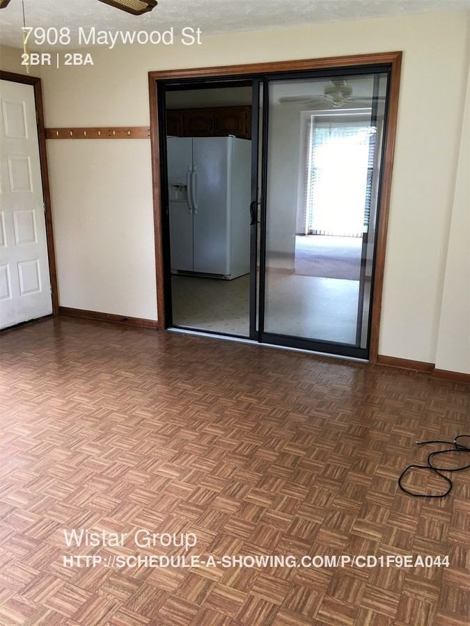 7908 Maywood St - Photo 3 of 24