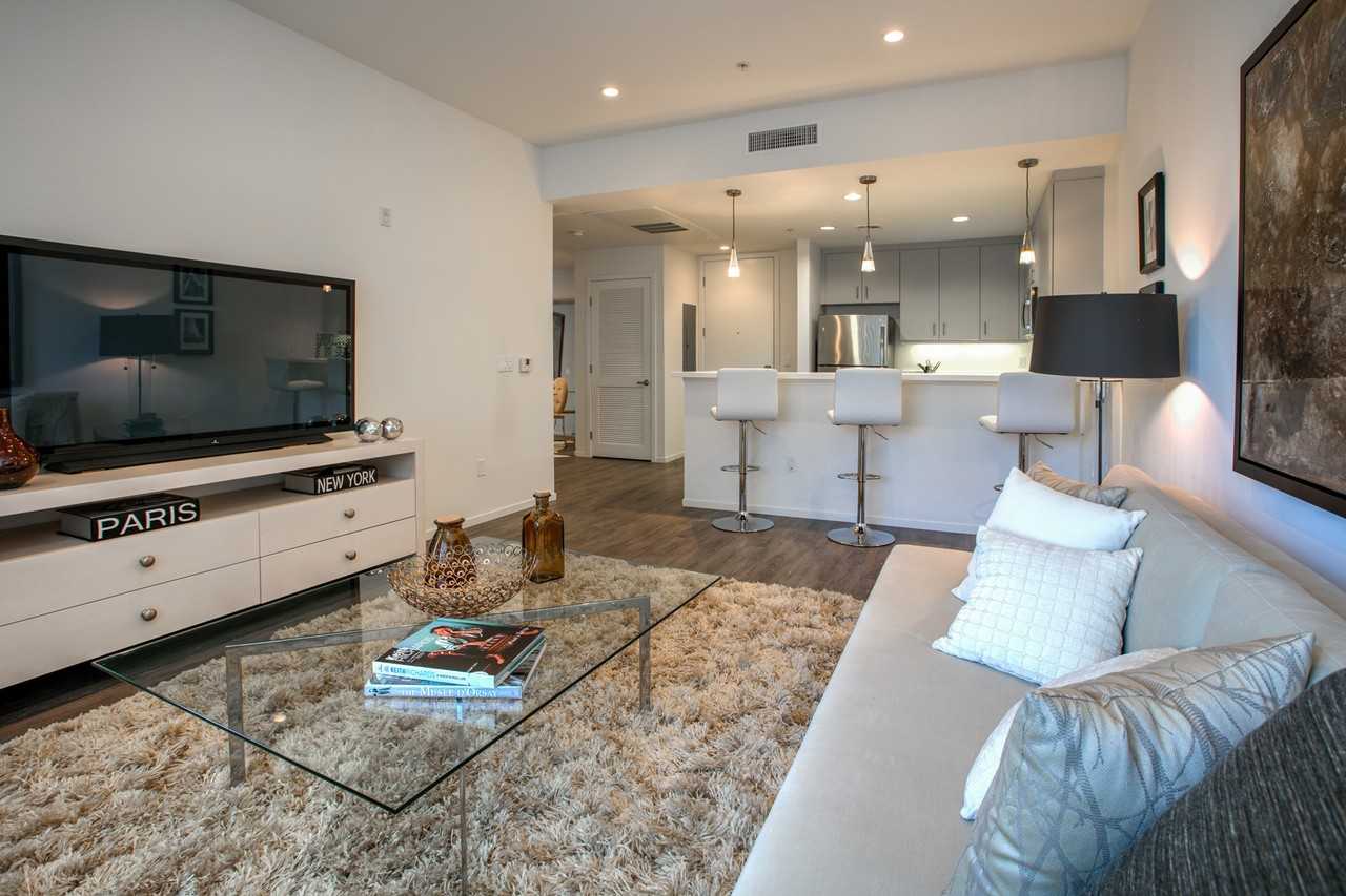 Legendary Glendale - Photo 3 of 28