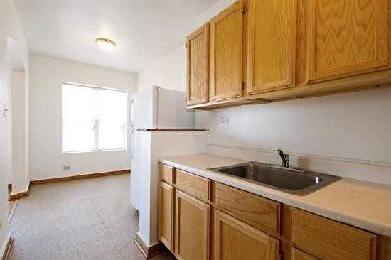 6306 S Artesian - Photo 3 of 5