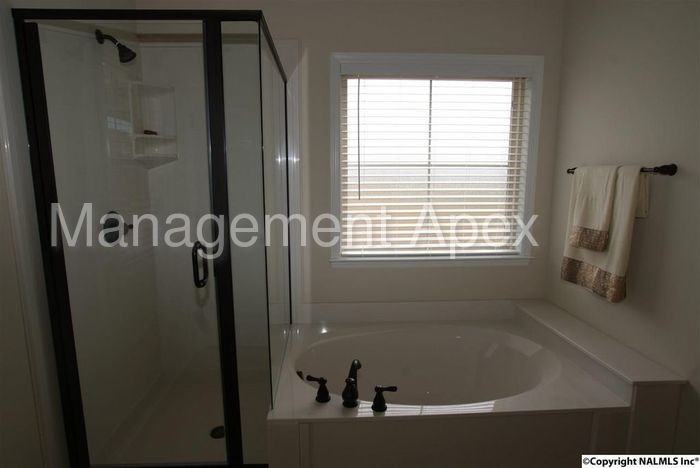 125 Magnus Ave - Photo 2 of 11