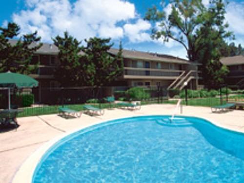 660 Harvard Avenue - Photo 2 of 16