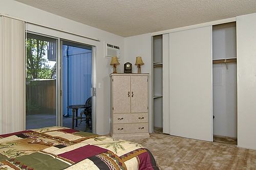 601 River Glen Dr. - Photo 3 of 7