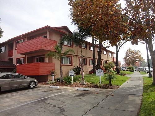 2326  California Street - Photo 3 of 35