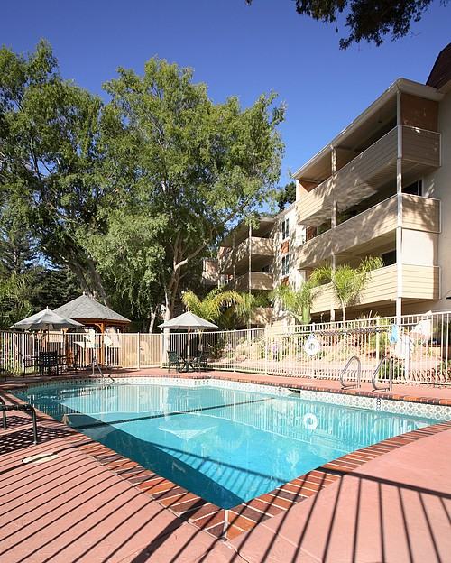 121 Massol Avenue - Photo 3 of 11