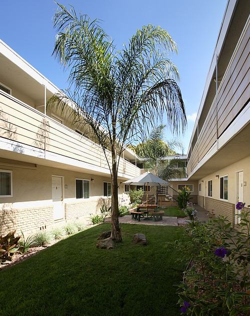 417 East Maude Avenue - Photo 2 of 28