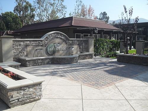 1930 Yosemite Avenue - Photo 3 of 41