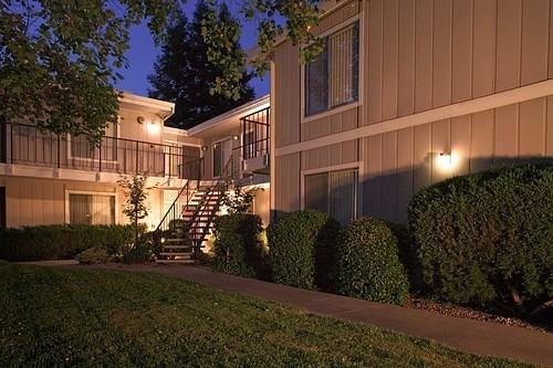 1574 & 1576 Heather Drive - Photo 2 of 6
