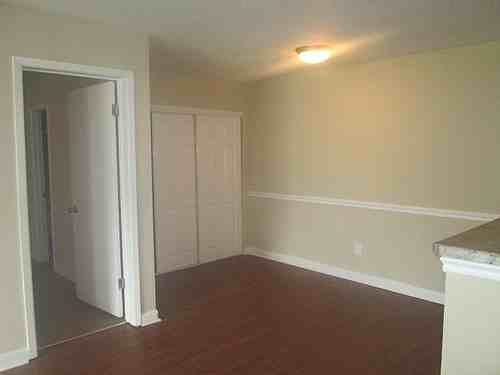 2201 Manhattan Blvd - Photo 2 of 27