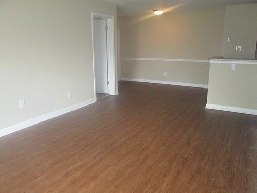 2201 Manhattan Blvd - Photo 3 of 27