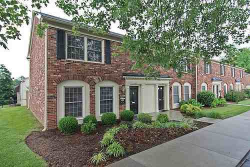 407 Charlestown - Photo 3 of 25