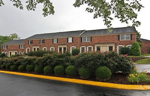 407 Charlestown - Photo 5 of 25