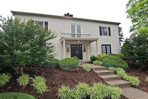 407 Charlestown - Photo 6 of 25