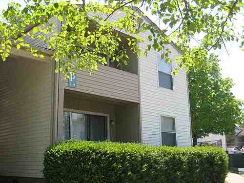 1300 Valparaiso Dr. - Photo 7 of 46