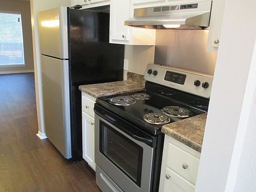 3209 Greendale Pl. - Photo 7 of 36