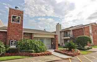 featured image of 12757 Coursey Blvd