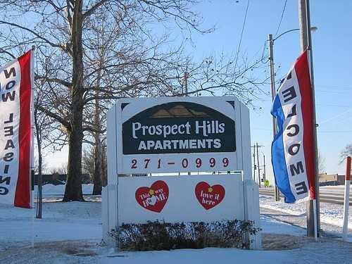 710 SW Fairlawn Road - Photo 5 of 6