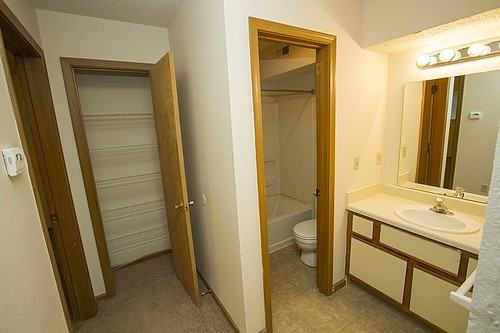 1425 South 55th Street - Photo 7 of 28