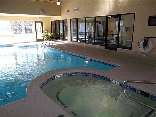 8800 West 124th Street - Photo 4 of 19