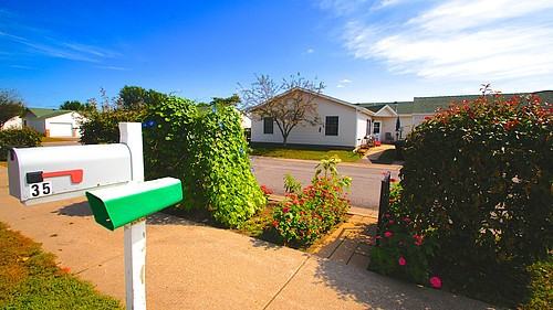 12400 Gettysburg Ave N - Photo 2 of 18