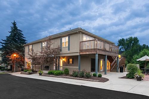 610 Oxford Commons - Photo 2 of 20