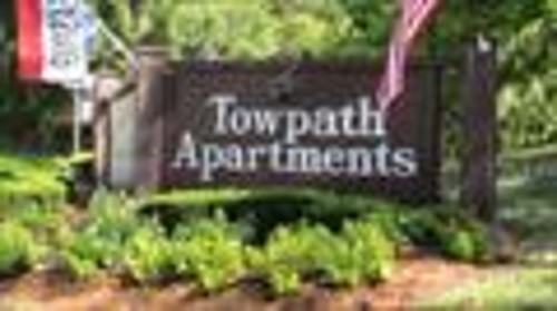 237 Towpath Drive - Photo 2 of 22