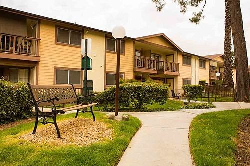 408 W. G Street - Photo 2 of 9