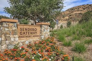 featured image of 1701 Gateway Pl