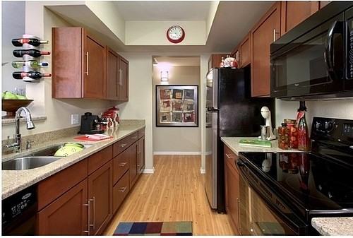 19600 Clubhouse Dr. - Photo 2 of 25