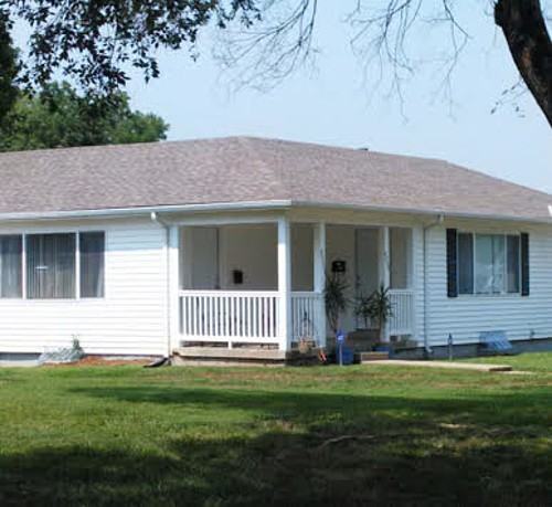 8838 Flora Avenue - Photo 3 of 25