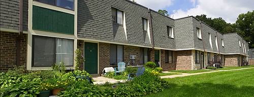 25 B Windsor Circle - Photo 3 of 9