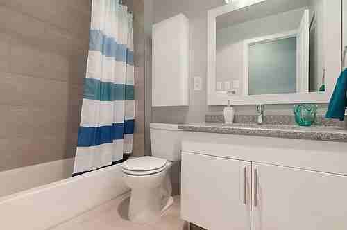 7949 Ridge Avenue - Photo 2 of 14