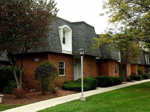 507 Sherwood Drive North - Photo 6 of 11