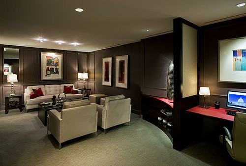 733 15th Street NW - Photo 2 of 5