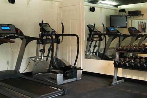 446 Conradi Street - Photo 5 of 14