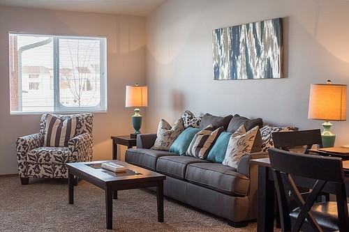 105 S Augusta Place - Photo 3 of 7