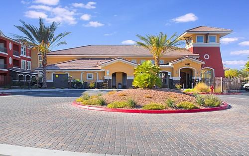 10695 Dean Martin Drive - Photo 2 of 19