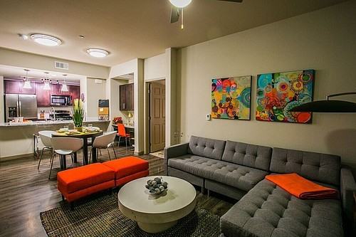 10695 Dean Martin Drive - Photo 7 of 19