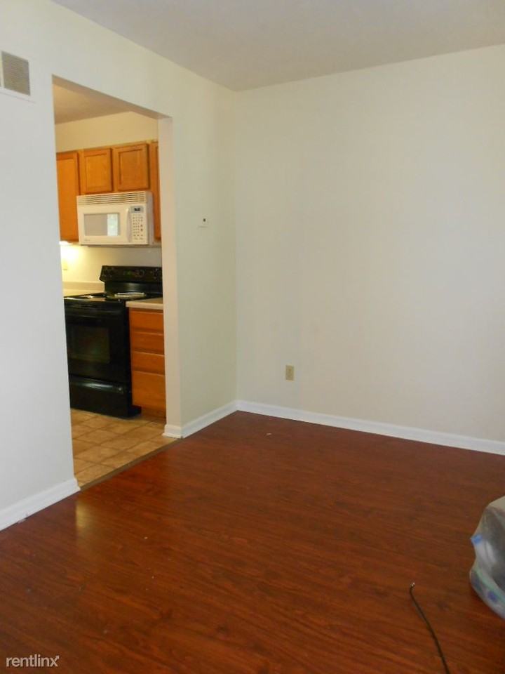 417 Clifford St - Photo 3 of 9