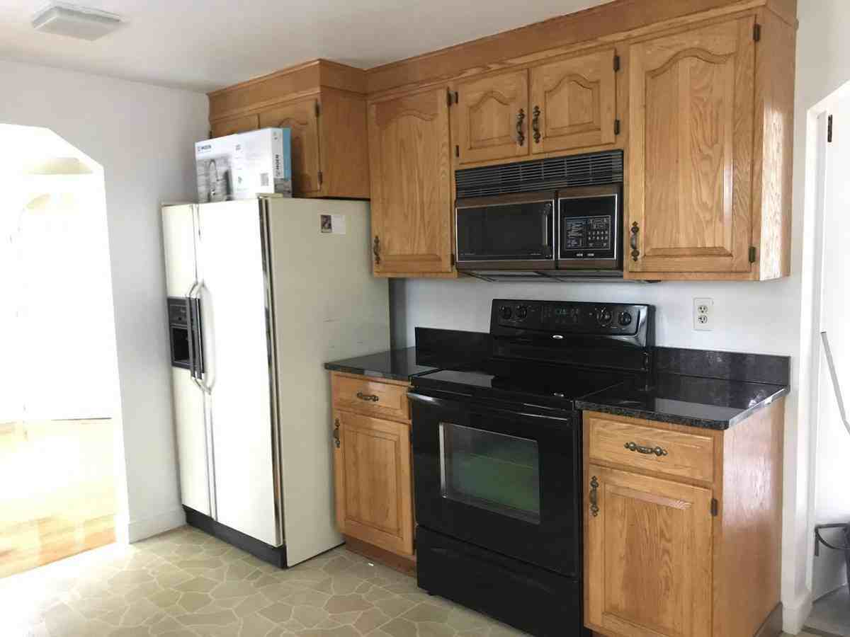 31 Bellevue Avenue - Photo 2 of 5