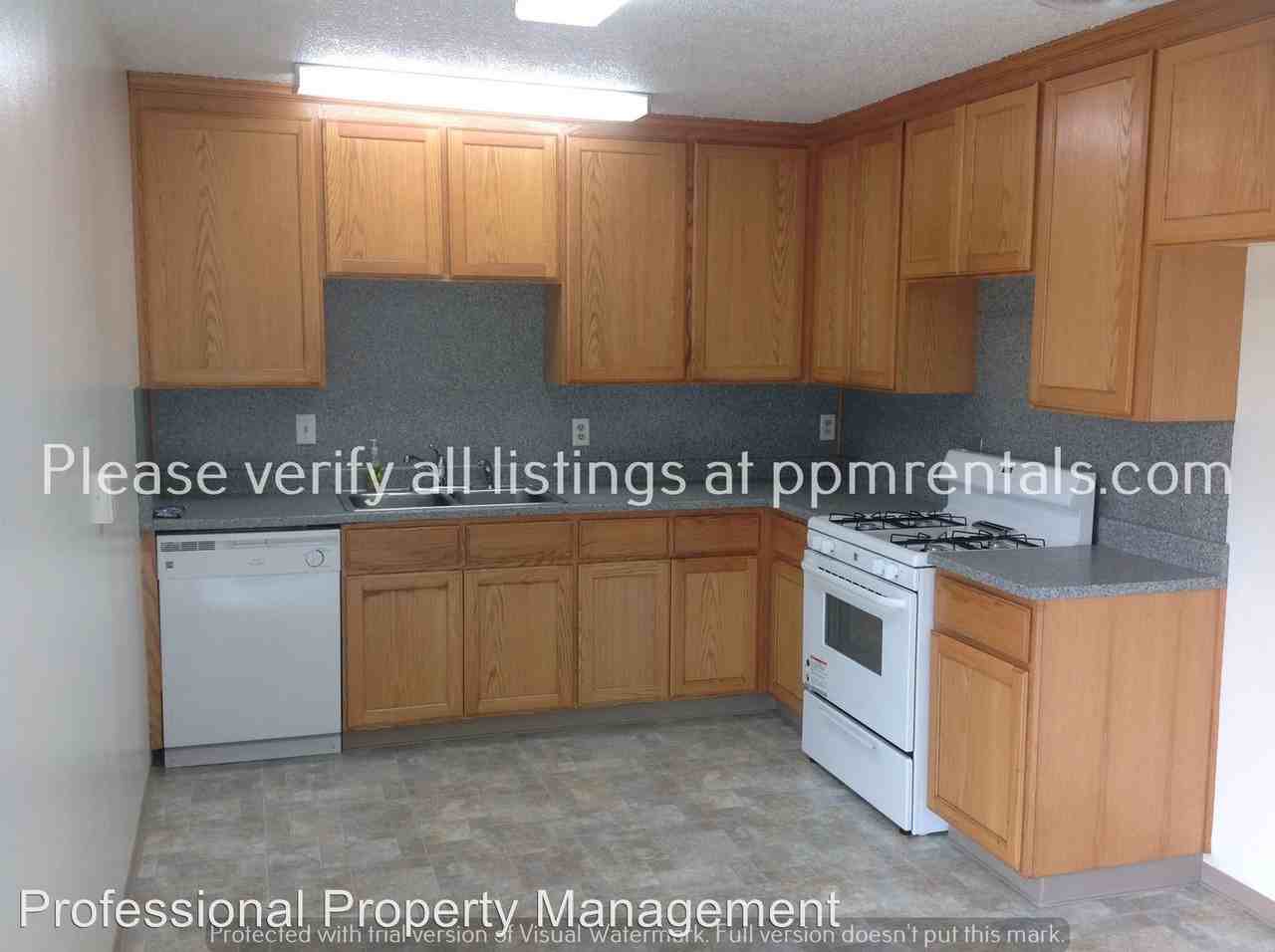 2244 Mabelle Ave - Photo 3 of 9