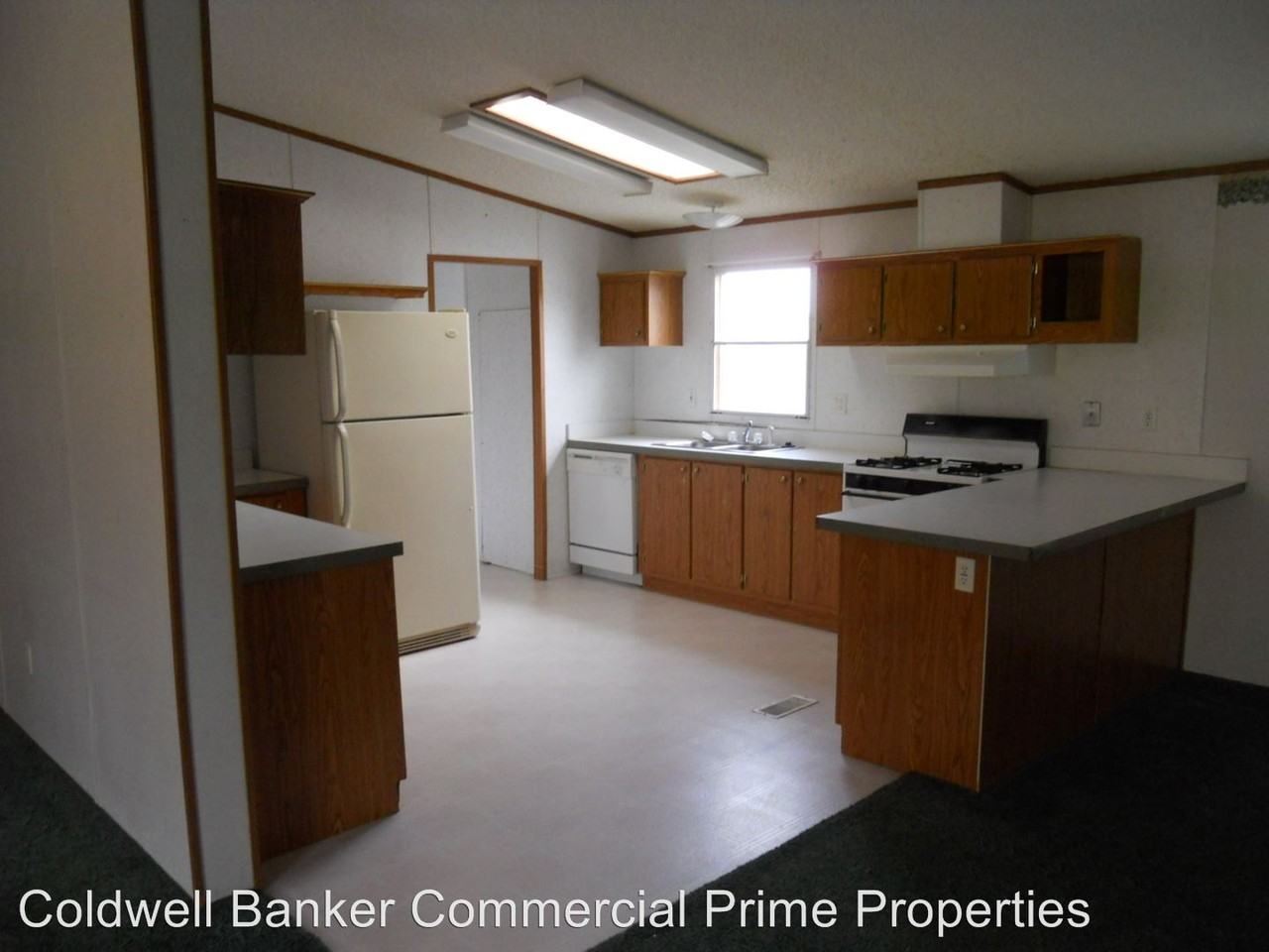 383 Sage Ct - Photo 2 of 9