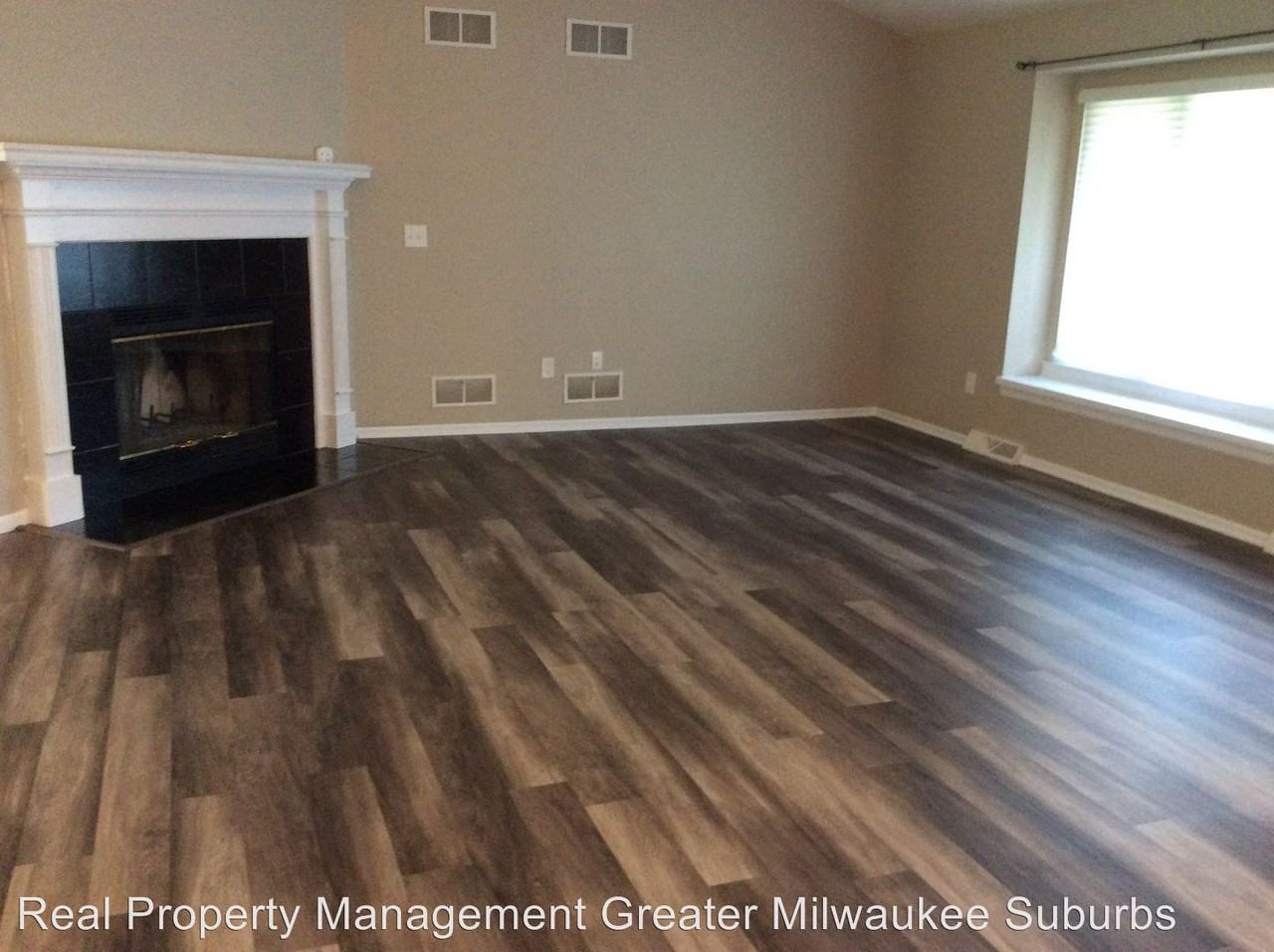 8251 N 111th St - Photo 3 of 15