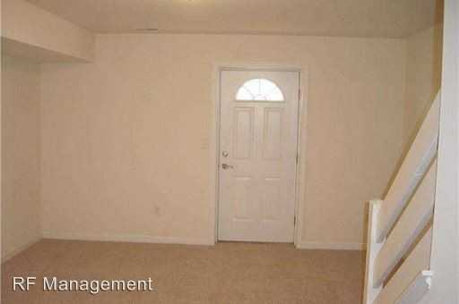 3520 W 3rd St - Photo 3 of 11