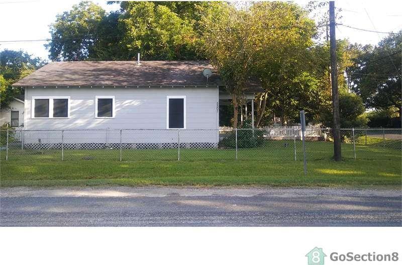 5507 Humble Camp Rd - Photo 2 of 8