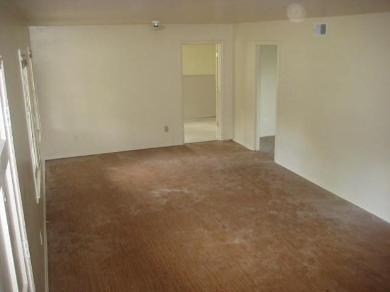3606 Heritage Dr N - Photo 3 of 10