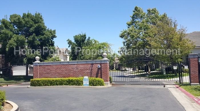 9530 Diamond Point Ln - Photo 3 of 17